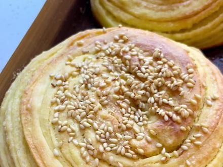 呼市特色美食#咸油旋# 油旋