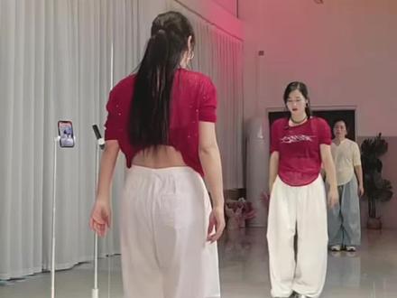 一生清贫怎敢入繁华#背面演示 #最潮广场舞 #抒情舞蹈