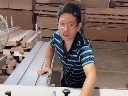 一分钟教会你推台锯使用问题!#推台锯 #锯片修磨 @DOU+上热门 @DOU+小助手