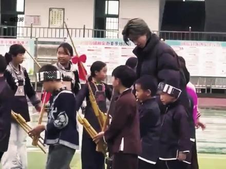 笑梗不笑人,坤哥真男人#坤哥 #IKUN #蔡徐坤 #一个真正的man