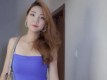 老公这装扮也太辣眼睛了…#中立夫妇 #小马特 @迪欧🇱🇹🇨🇳