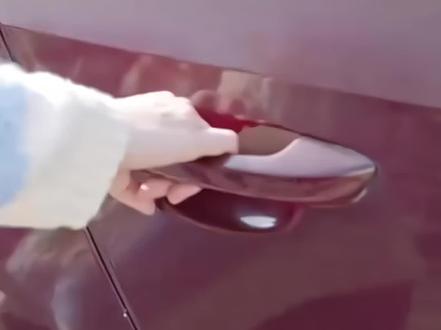 赵今麦《骄阳似我》完全青春女大,角色太适配了!
#赵今麦 #赵今麦骄阳似我 #赵今麦聂曦光 #明星同款 #今天穿什么