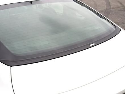 GReddy BRZ 后玻璃尾翼