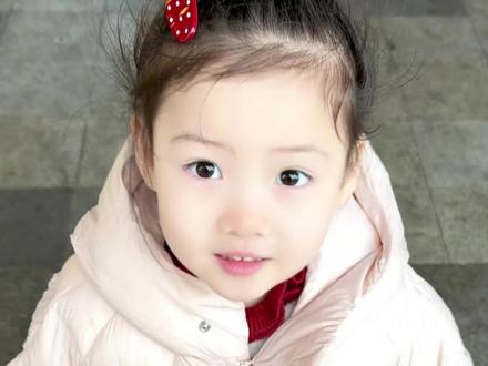 二等兵舟。到!#骗你生女儿 #萌娃搞笑日常 #生女儿就是用来打扮的