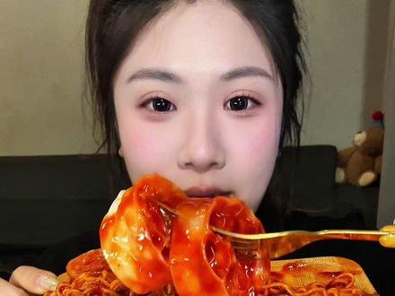 豆包说几口就吃几口 #美食分享#咀嚼音 #解馋