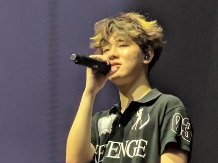 在第一排欣赏barry哥哥美貌中 @Top Barry @topbarry #topbarry #杨博睿 #最帅的rapper