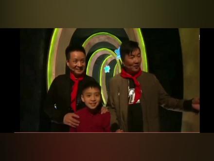 《梨花颂》十岁华裔小男孩王泓翔演唱。一开口阎维文老师都惊呆啦!