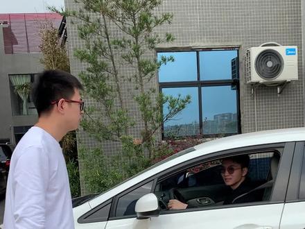 高位刹车灯坏了怎么办?其实可以自己更换的#抖音汽车 #刹车灯 #汽车 #车灯 #车品 #汽车人共创计划