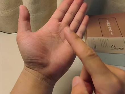 #手部穴位按摩 #小动作大作用 #手指操作用大 @DOU+上热门 @DOU+小助手