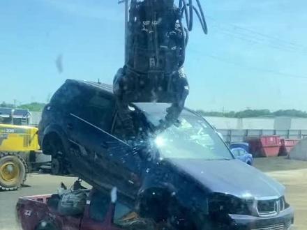 原来是这样拆车的#修车#报废车#汽修