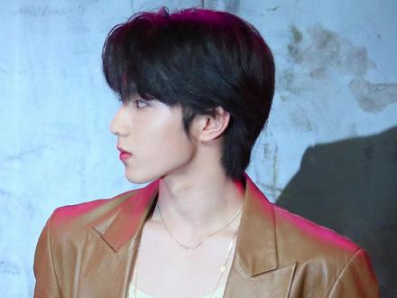 #刘耀文因腿太长进化成刘耀齐 我会被刘耀文粉丝笑死!各个都是人才!#刘耀文 #时代少年团