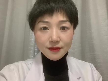 宝宝要不要穿袜子?
按月龄屡屡
新生儿
2-4月龄
5月龄后