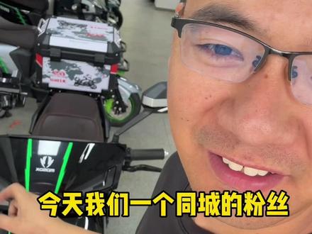 魔都闪电侠,兼职跑外卖加装45A大电池!#魔都闪电侠 #闪电侠 #外卖车#新国标电动车 #外卖