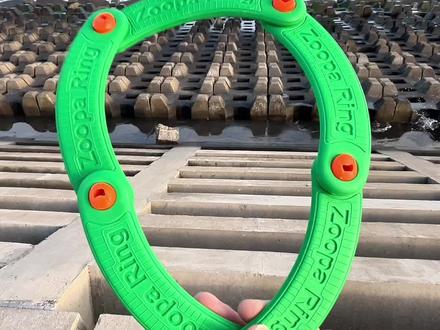 比飞盘强1000倍 #玩具 #飞盘 #回旋镖 #户外运动 #户外玩具