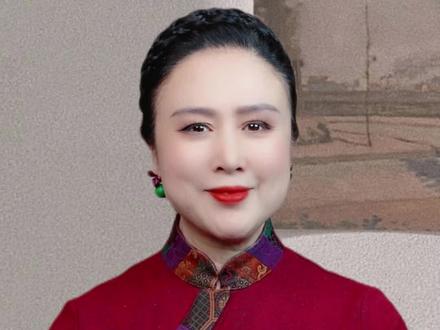 郭有才讲道德经 央视邀请郭有才讲《道德经》引热议,有人质疑水平,有人力挺勇气。作为山东烟台的国学博主,深植儒家发源地的文化基因,我更愿为他 “敢学敢分享” 的初心点赞 —— 传统文化从不是象牙塔专属,打破圈层的勇气本就难得。但老子言 “道可道,非常道”,研学之路更需 “学无止境,慎言慎行”。敢说与慎说,哪一个才是国学传播的正解?#郭有才讲道德经 #国学传播 #山东文化基因 #儒家发源地 #敢说与慎说