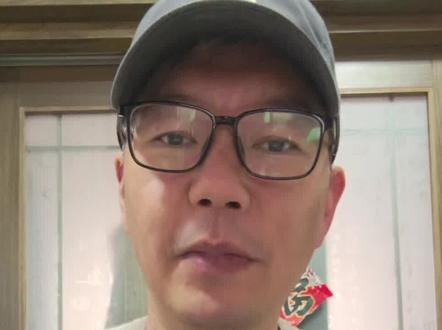 在iPad和华为MatePad 11.5之间做选择,最后选择了华为,因为它是鸿蒙系统,然后支持电脑版的一些应用。另外也有画画、笔记功能,都非常不错,我觉得性价比挺高的。
#华为MatePad #matepad天生会画 #平板电脑推荐 #平板电脑 #数码科技产品