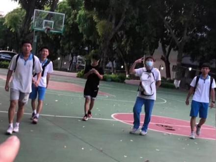 再也不能一起夜自习溜出去zuai石螺里了
#高中生活