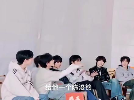 麦克阿瑟来了也要点评一番#举世文铭 #文铭 #TF家族族综