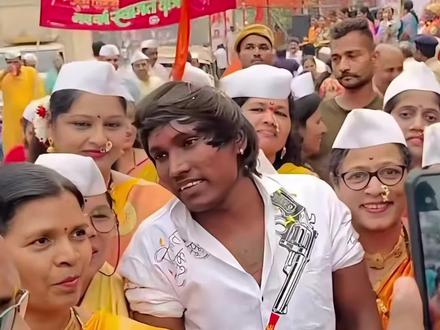 印度贾斯丁比伯被评为印度最帅男人 引无数印度女性追捧