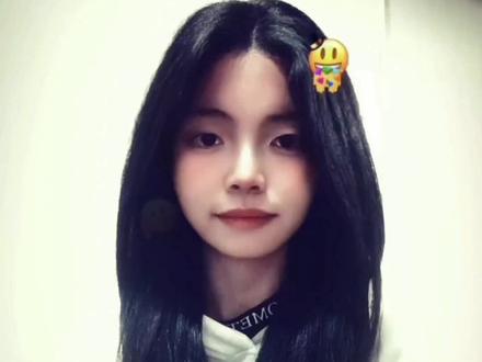 26年的第一个视频是跟#妹妹 合拍的🥰#浴室dj #转场 #手势舞