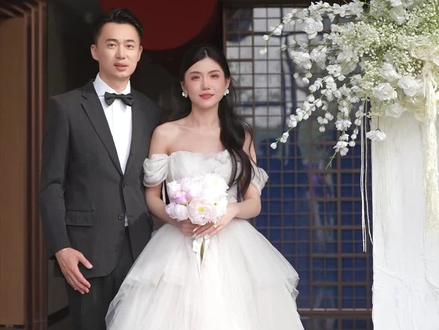 新婚小夫妻爱自己的100种方式——在吾悦广场找到五月小确幸!#心动宝藏Mall #我爱你五月 #吾悦爱青春