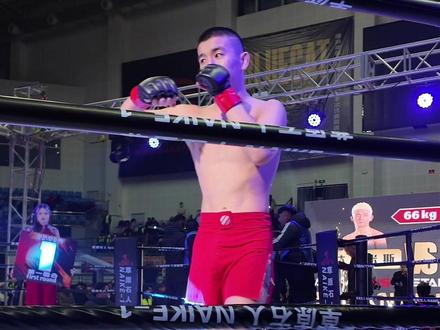 没有花拳绣腿,只有硬碰硬的对抗,用拳头定义强者的规则✊@达尔米思。哈萨克 #MMA #mma综合格斗 #达尔米思 #综合格斗 #综合格斗运动员