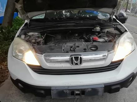 自己动手更换CRV近光灯,6元搞定,省下几十元,整备持续中 #汽车保养与维修 #汽车维修 #汽车保养知识