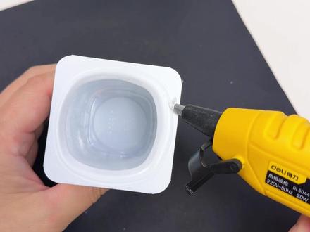 喝完的酸奶盒不要扔,六一给孩子做一个盲盒玩具 #手工 #手工diy #自制盲盒 #六一儿童节礼物 #儿童节手工