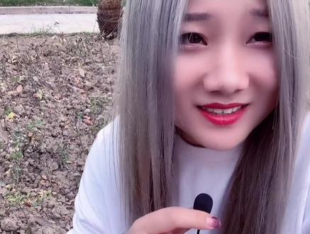 谈恋爱你就大大方方谈,别老整些套路,不想谈了就分,谁也不是没了你不行#触动心坎的那些话