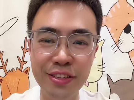 大爷:小伙子还得练练 #万万没想到#大爷下棋#哈哈哈哈哈哈我要笑死了