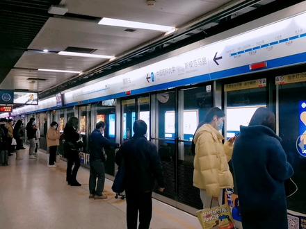 从南京站乘坐C3858次列车到扬州站,期待南京地铁S5号线早日建成 #南京 #扬州 #宁扬城际
