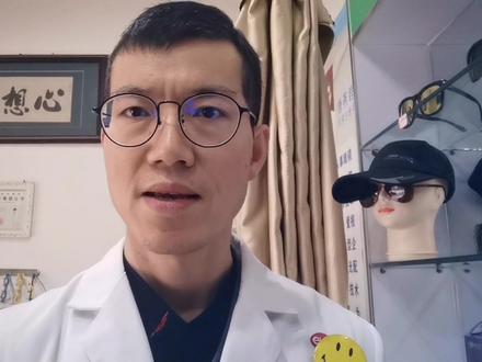 眼镜款式众多,各种眼镜镜片的安装及摘取方法,眼镜哥一次讲清楚