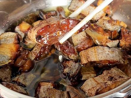 高压锅豆豉带鱼 做法简单,做出来的带鱼和罐头鱼一个味道,又香又下饭#高压锅豆豉带鱼 #高压锅美食 #带鱼的家常做法 #豆豉带鱼 #美食