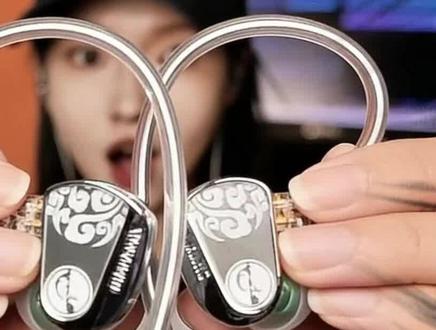 百元性价比监听耳机推荐! 录歌不跑调,选对监听耳机很重要#有线耳机 #竹林鸟惊鸿 #唱歌爱好者非专业 #录歌