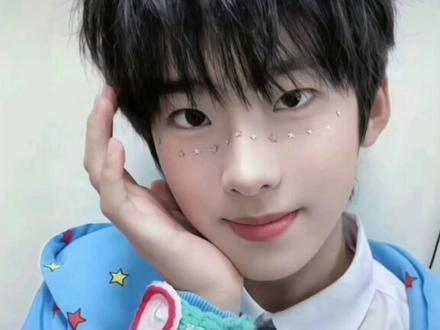 疑似五代候王子妈妈语音 五代家长还是太有节目了#TF家族#候王子#吕政熙
#陈浚铭#王橹杰