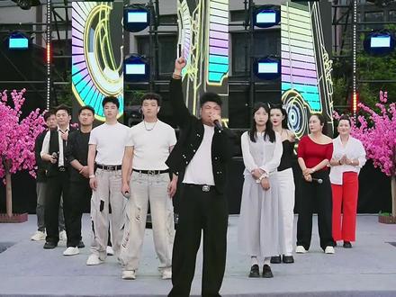 桃花仙大舞台每天带给你不一样的快乐,快来参与吧 @秦岭桃花仙