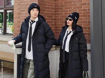 百搭靠谱还得是大牌! #安踏 #安踏羽绒服 #得物