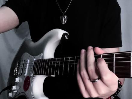 “日月无光,山河失色,不过是我登场的序幕”
#电吉他 #鬼灭之刃 #歌曲审判时刻 #绝对压制 #斐勒电吉他