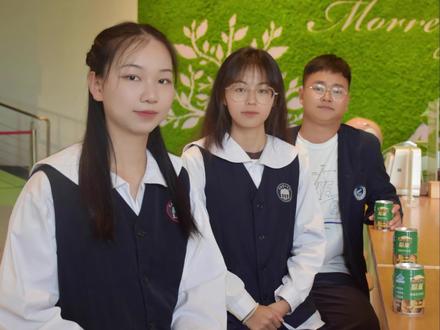 学霸来咯:2023年楚雄高考状元 探厂 673分竟是“侥幸”被北京大学录取 #走进摩尔梦工厂 #少年强则国强 #2023高考状元 #学霸来了 @抖音小助手