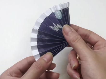 一看就会的古风折扇,在这个炎炎夏日给你带来一丝凉爽!艾特#闺蜜 给你做#折扇#古风#折纸