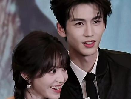 名场面复刻好甜~ #逐玉 #张凌赫 #田曦薇 #田作之赫