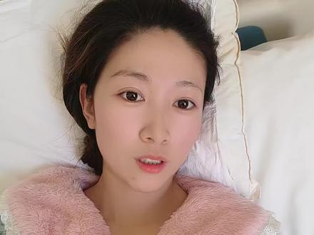 🦠甲流第十五天:出院啦!所有症状都已经稳定,唯独头懵头晕的症状还是有些存在,走路的时候不能着急,走路快的话会出现心跳加速,稍微有些喘!白衣天使对患者的叮嘱:回家要多注意休息,饮食清淡,注意保暖避免受凉,避免过度劳累,定期复查。#甲流 #流感高发期 #生病了才知道自己很脆弱 #快点好起来