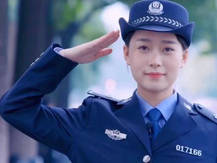 #守护解放西2 警务纪实片里的警察小姐姐好漂亮哈,特意剪辑了她的片段#神仙颜值