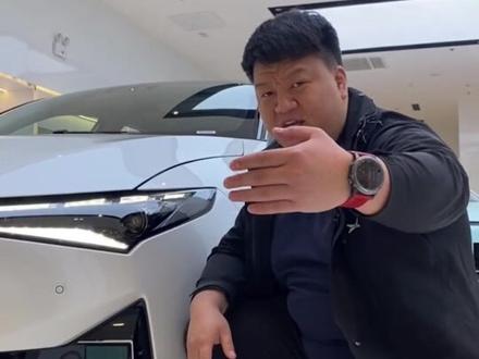 快来看看P5的激光雷达😎😎😎#小鹏汽车 #新能源汽车 #苏州中心 #全dou是靓车