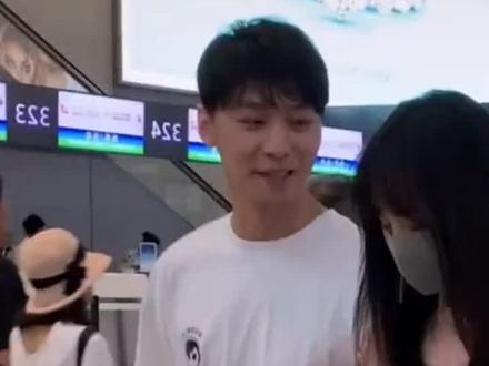 #张恒前女友发声 这两个孩子本来就是张恒的责任,你怎么看?渣不渣我就不多说了,大家意会即可😁#张恒 #娱乐