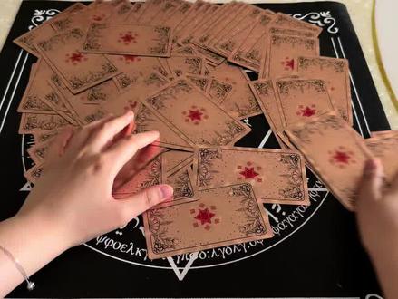 #塔罗娱乐 #塔罗牌 白鹿姚译添
#娱乐视频请勿当真
真喜欢嘎