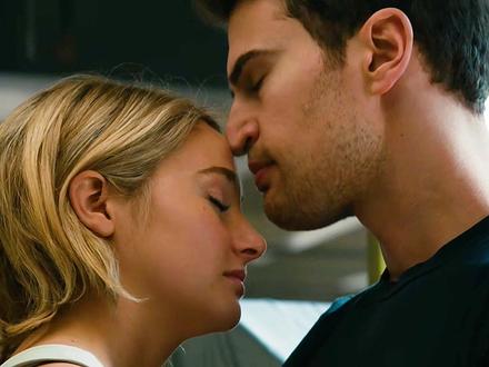 为了心心念念的自由,几个不要命的年轻人翻跃百米高墙#我的观影报告 #宅家dou剧场 #影视解说