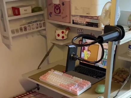 挖到的无线鼠标还有键盘来了!真的就是好使颜值高#学生党必备 #pdd #学生党桌面好物推荐 #键盘 #拼夕夕女孩