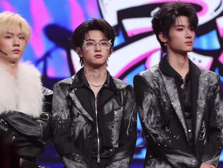 我会永远永远做你的听众🩷🧡@穆祉丞 #穆祉丞#超级偶像#追星