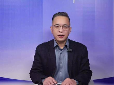 阎良首飞实锤!4发涡桨+宽体设计,这架新机就是运- 30? 12月16日,陕西阎良机场的一声轰鸣,让等待 11 年的 “国产新中运” 悬念终于有了答案 —— 疑似国产新型运输机完成首飞,其独特构型与性能潜力瞬间引爆全网关注。#大飞机 #运20 #运30